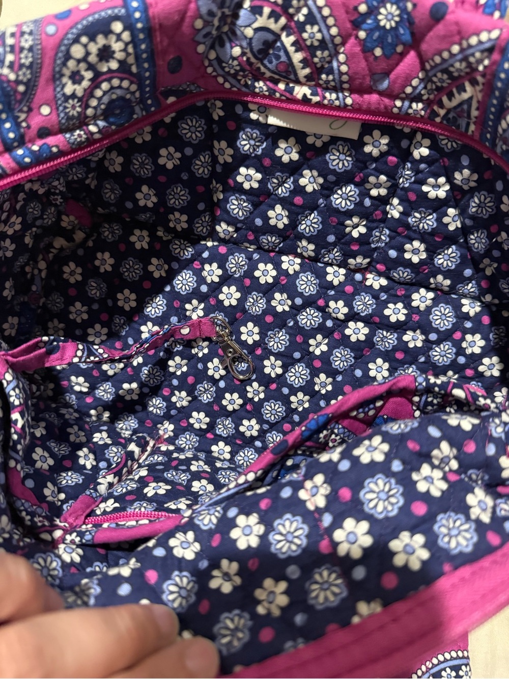 Vera Bradley Pink Paisley Shoulder Bag with Matching Cosmetic Pouch - Picture 4 of 10